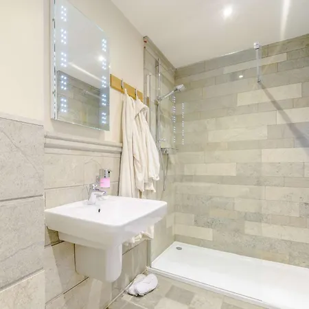 5 Bed In Thirsk Oc-40349 * Carthorpe